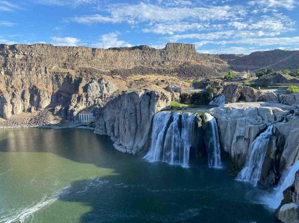 Shoshone Falls