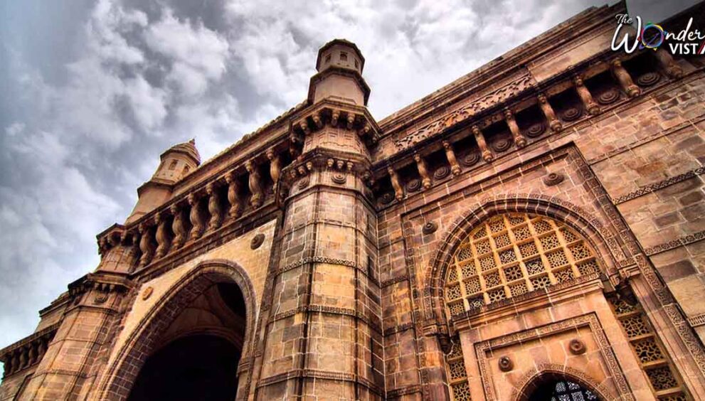 Gateway of India, Mumbai - Historical Places in India